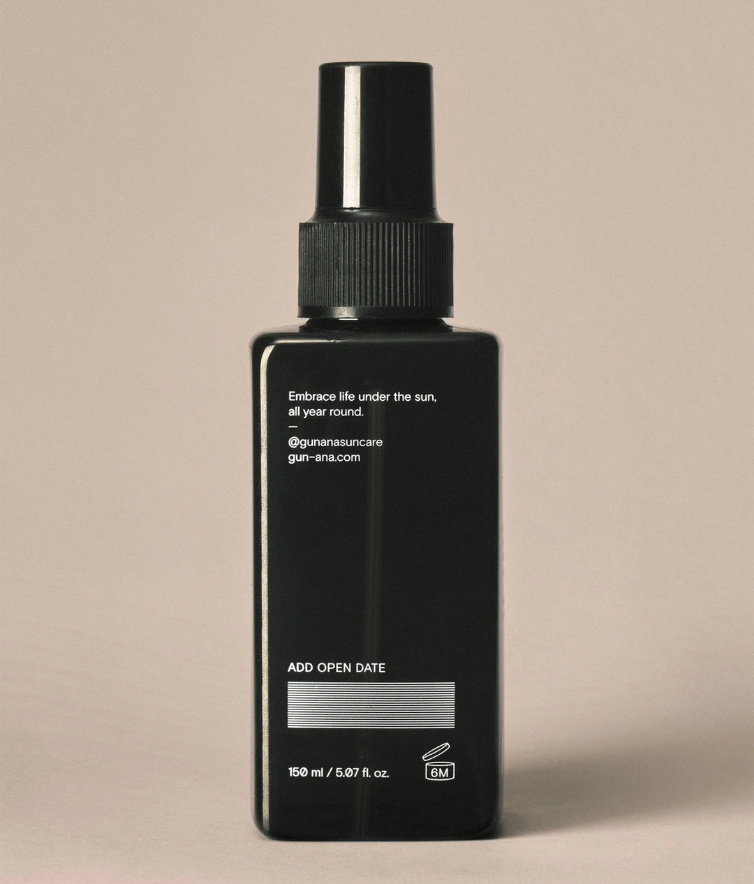 hudvård - 
Gun Ana Face Cream SPF 50 är en daglig ansiktskräm som fungerar som en kraftfull skyddsbarriär mot UVA-, UVB- och HEV-ljus.